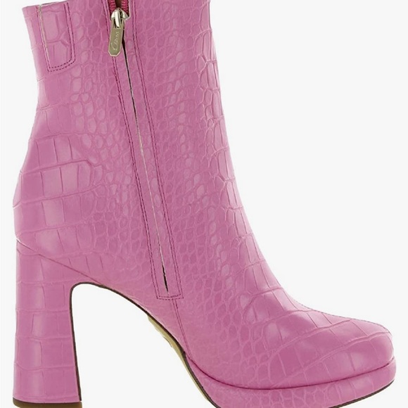 Circus Freddie Pink Booties - Picture 2 of 5